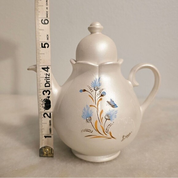 Berger Italy Fine Porcelain Pearl Ivory Pot Cruet with rhinestones - Picture 7 of 7